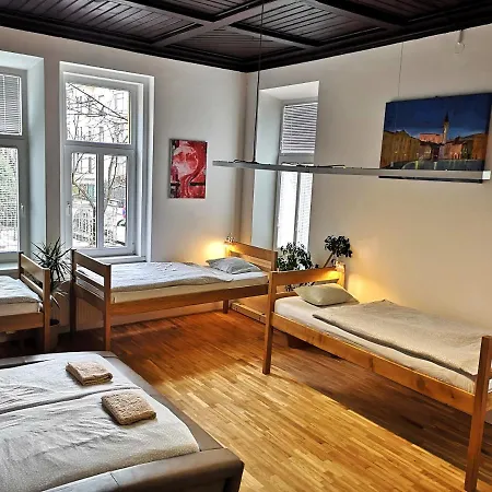 Unique Vila Veselova, Center アパートホテル